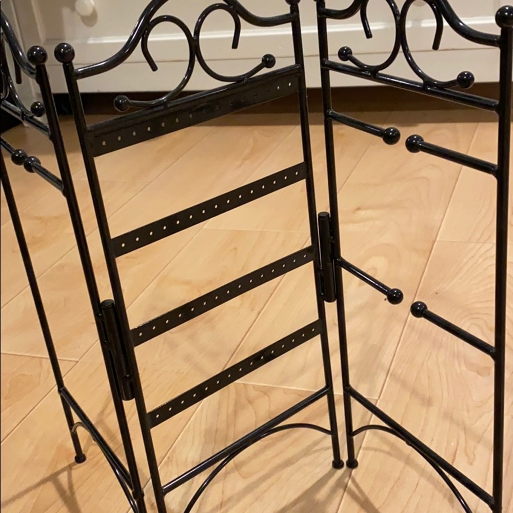 Jewelry stand